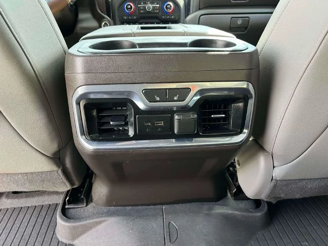 Used 2020 Shadow Gray Metallic Chevrolet LTZ image 16