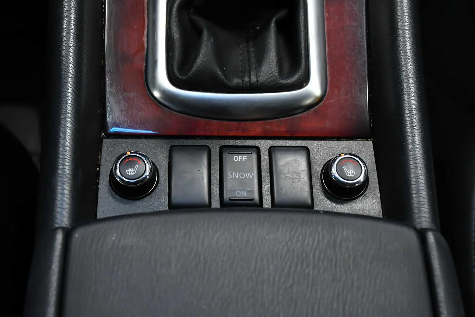 Used 2017 Graphite Shadow INFINITI  image 22