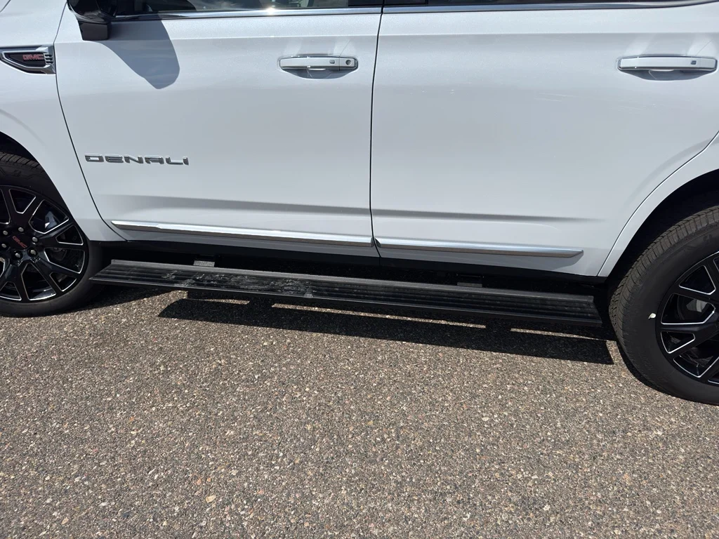 New 2026 Glacier White Tricoat GMC Denali image 32