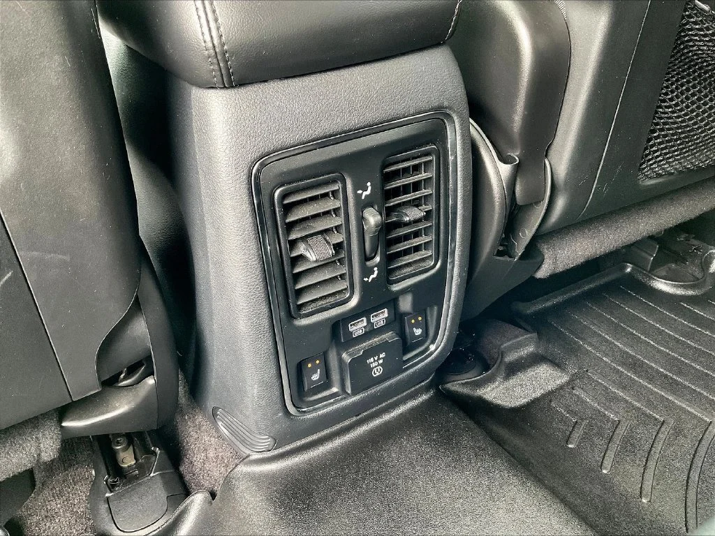 Used 2017 Granite Clearcoat Metallic Dodge GT image 18