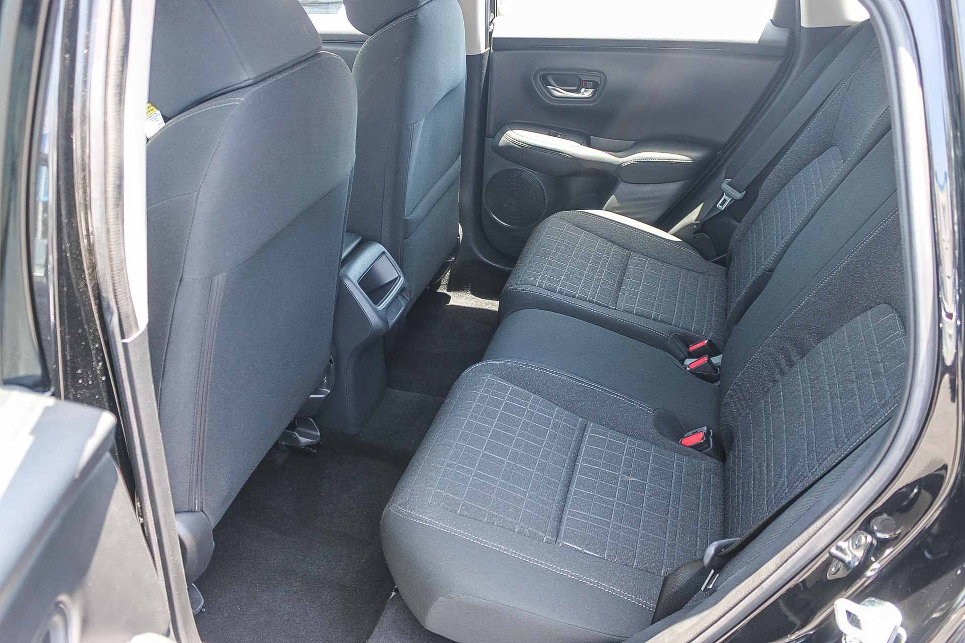 2025 Honda HR-V LX - Photo 18