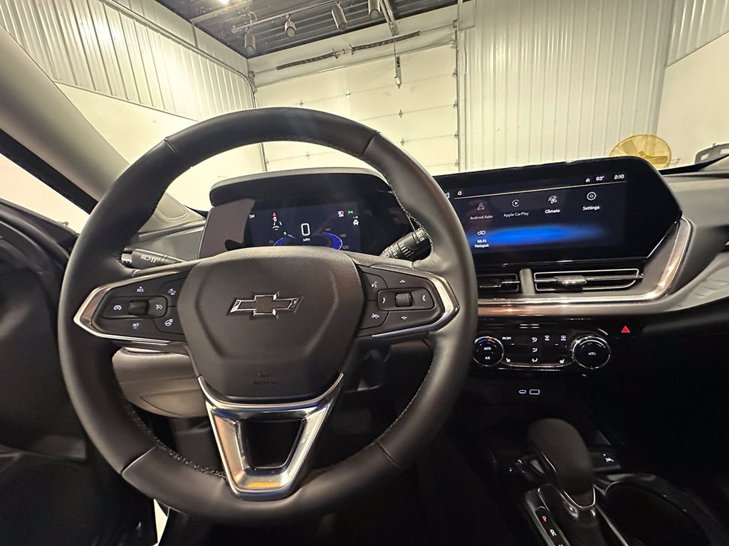 Used 2024 Black Chevrolet ACTIV image 38