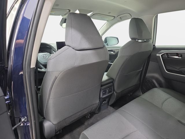 Certified Used 2025  Toyota XLE image 10