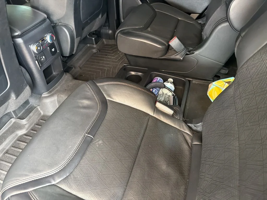 Used 2020 Black Ford Platinum image 7
