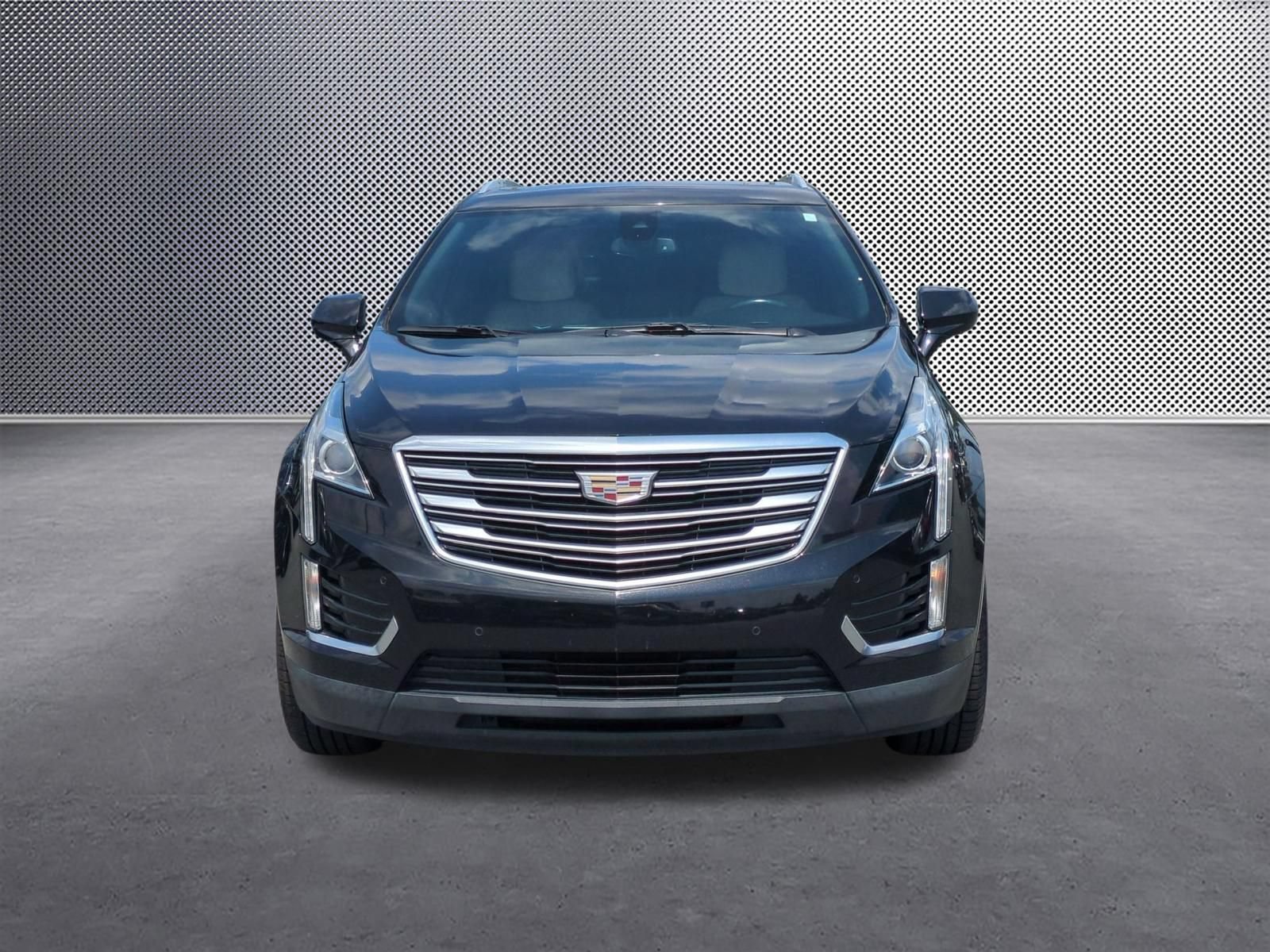 Used 2018 Stellar Black Metallic Cadillac Luxury FWD image 8