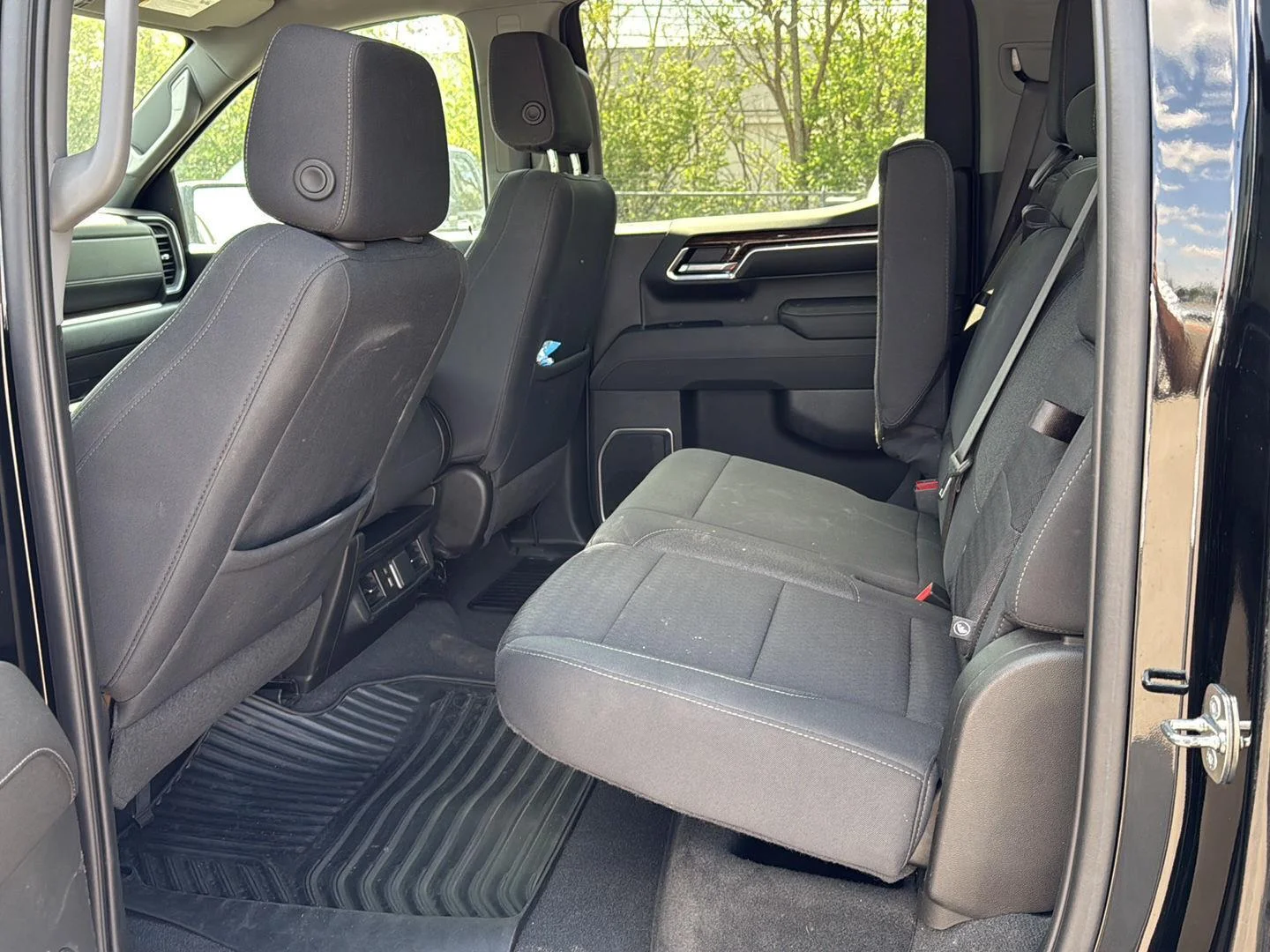 Used 2023 Onyx Black GMC Elevation image 10