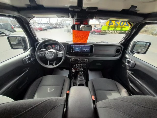 Used 2024 Black Jeep Rubicon image 40