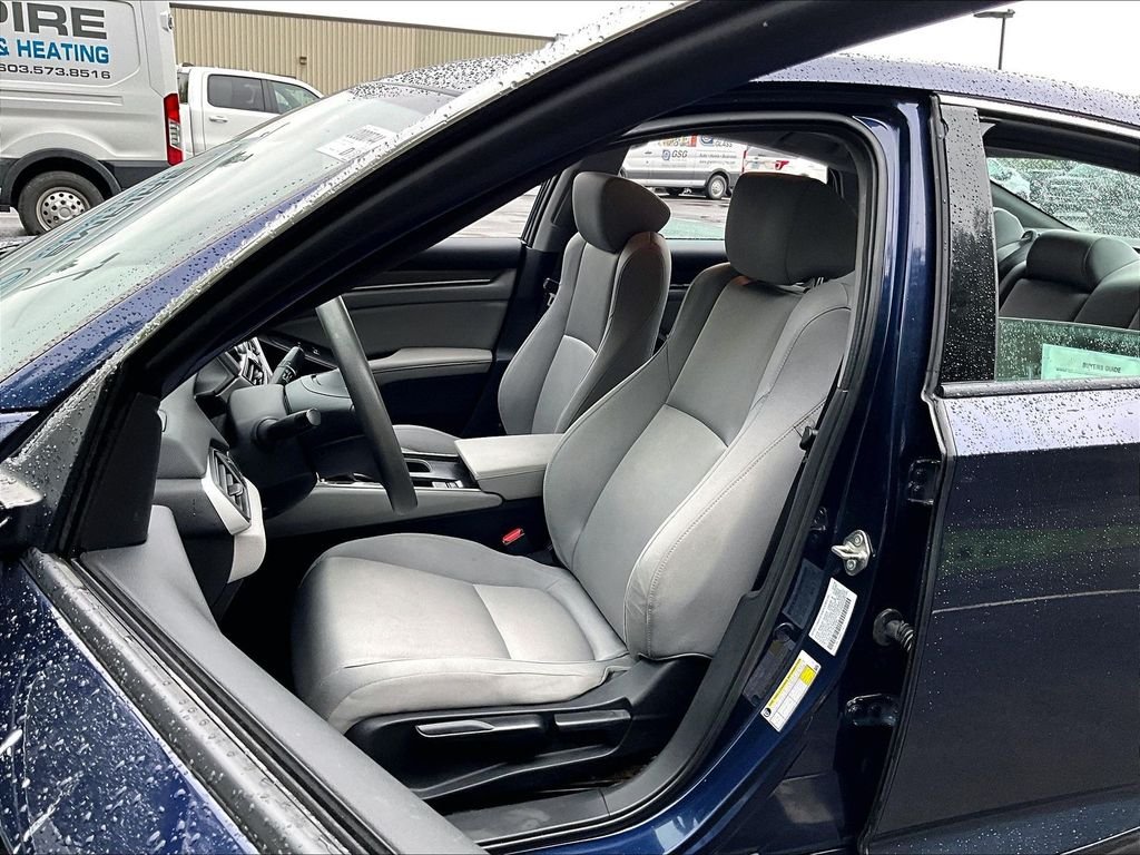Used 2019 Blue Honda LX image 10