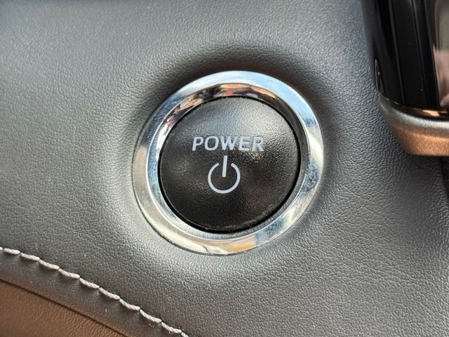 Used 2023 Cypress Toyota Hybrid Limited image 27
