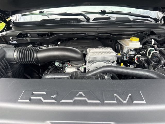 New 2026 Diamond Black Crystal Pearl-Coat Exterior Paint RAM Big Horn/Lone Star image 17