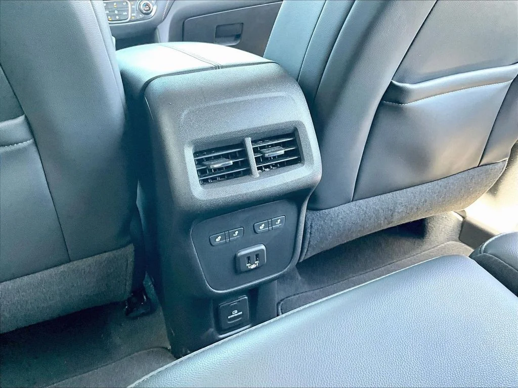 Used 2022 Gray Chevrolet Premier image 12
