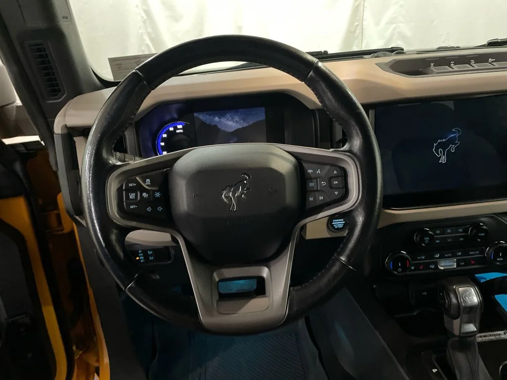 Used 2022 CYBER ORANGE MET TRI-COAT Ford Wildtrak image 13