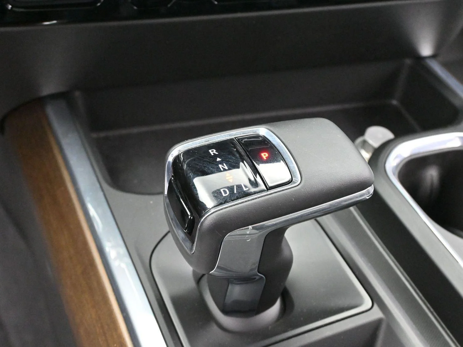 Used 2024 Black Chevrolet High Country image 21