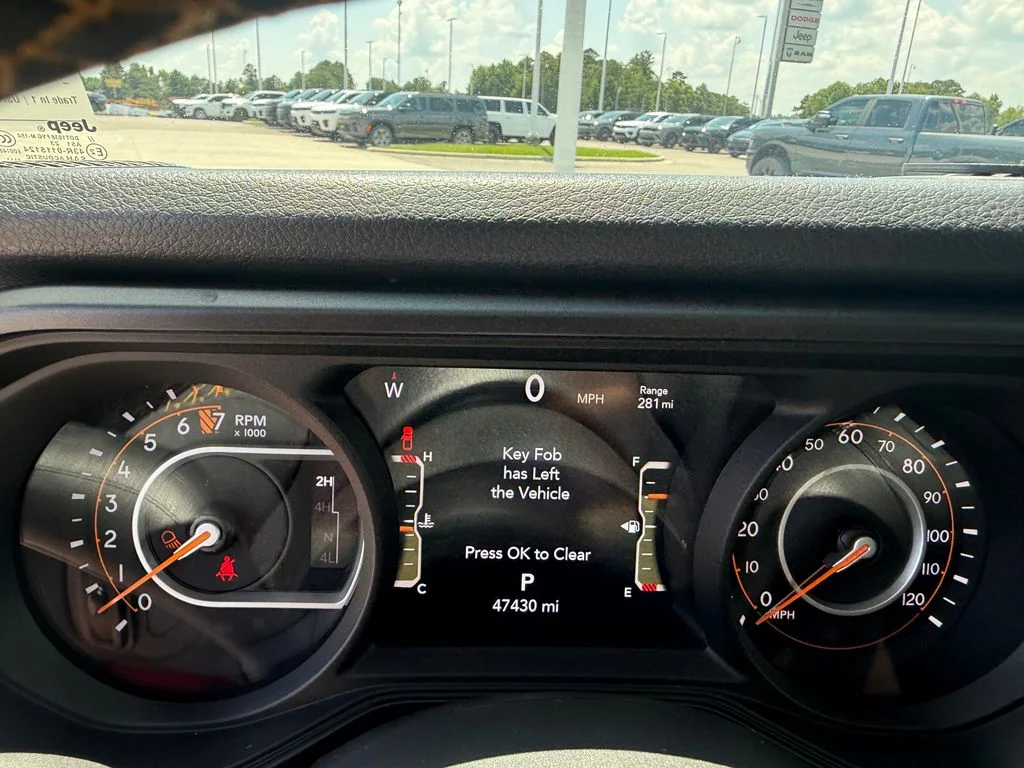Used 2024 White Jeep Willys image 15