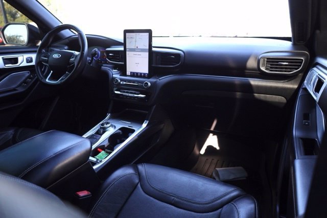 Used 2020 Black Metallic Ford ST image 40