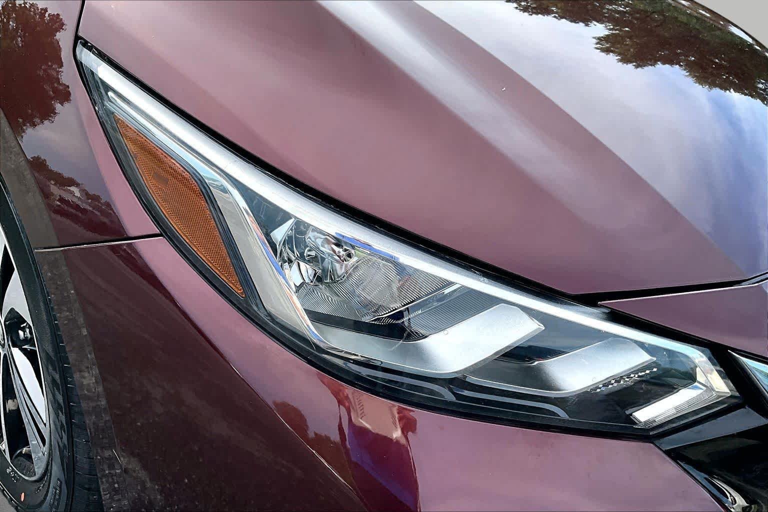 Used 2023 Rosewood Metallic Nissan SV image 28