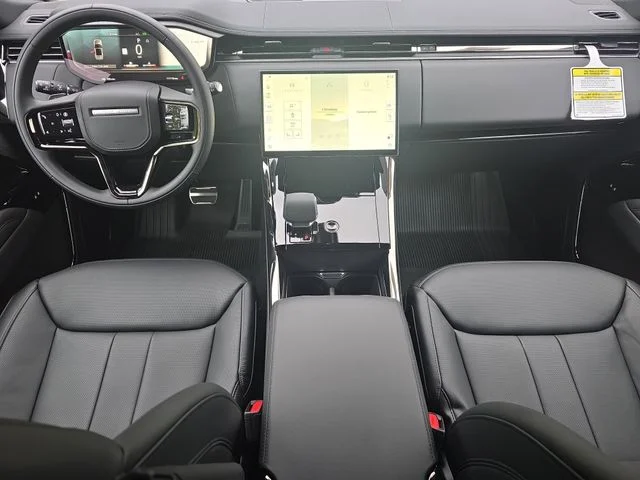 New 2026 Carpathian Grey Land Rover Dynamic SE image 9