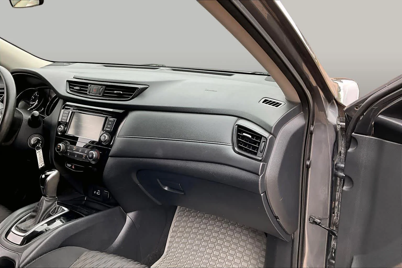 Used 2019 Gun Metallic Nissan S image 16