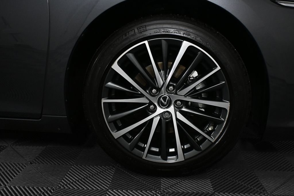 Used 2025 Gray Lexus 300h image 33