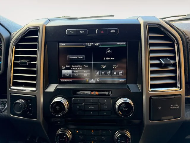 Used 2015 Tuxedo Black Metallic Ford Platinum image 15