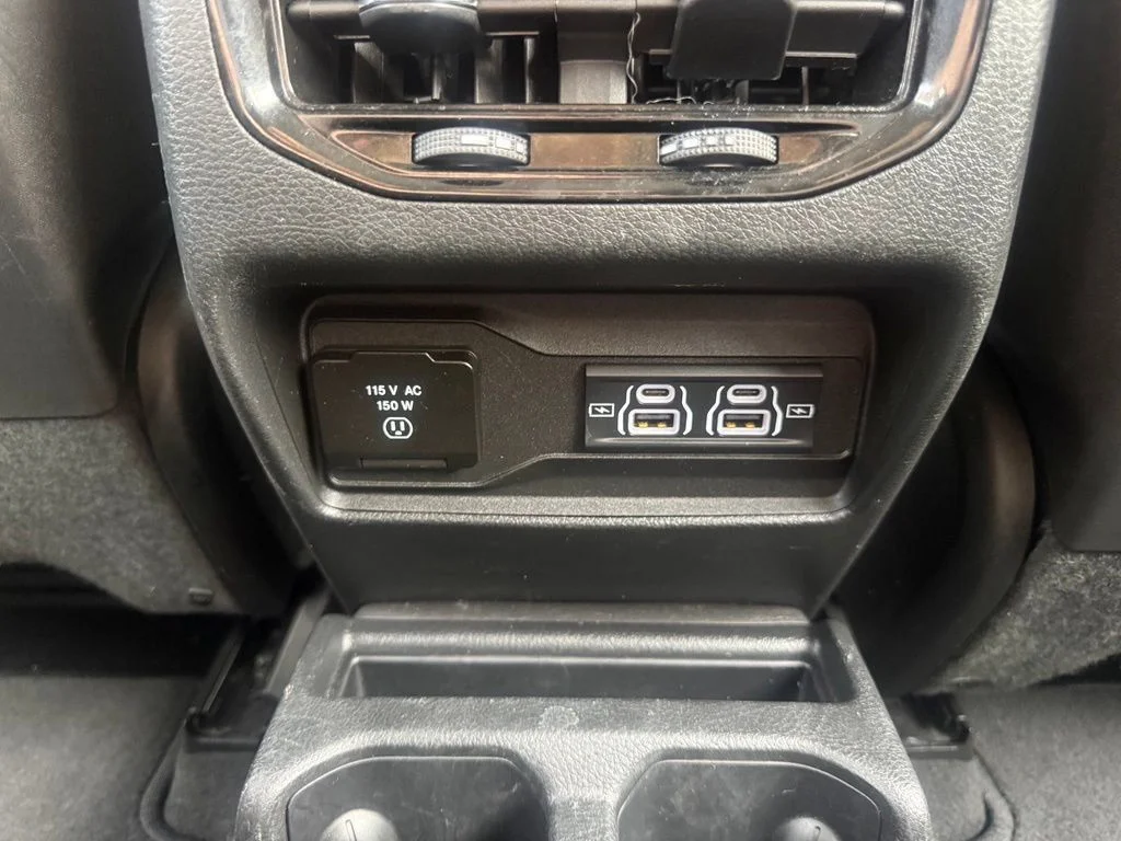 Used 2023 White Jeep Limited image 36