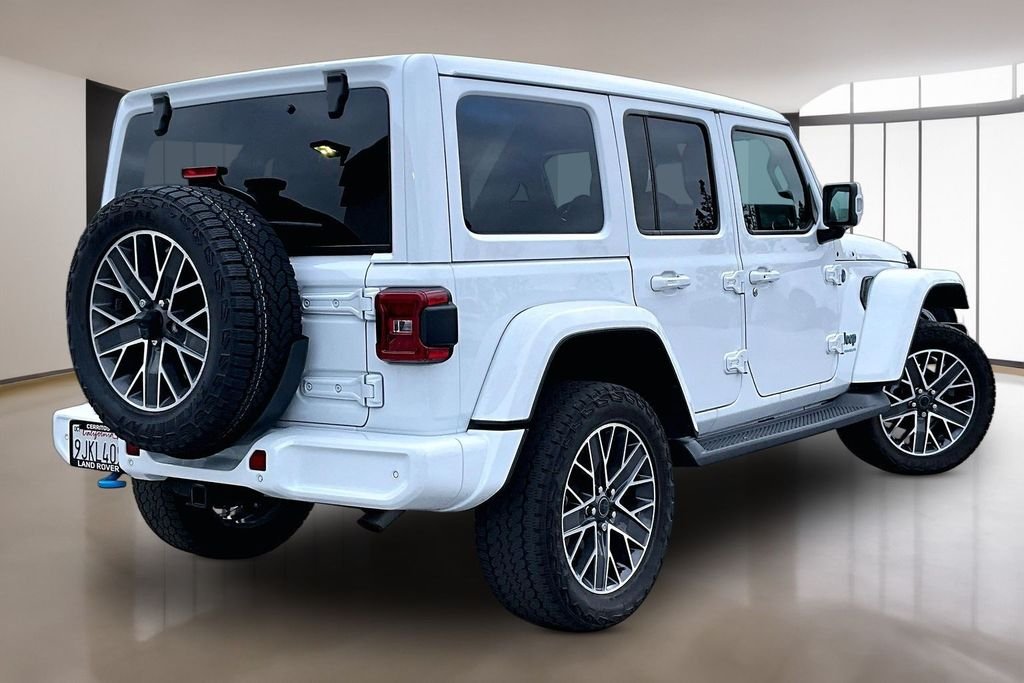 Used 2024 White Jeep High Altitude 4xe image 6