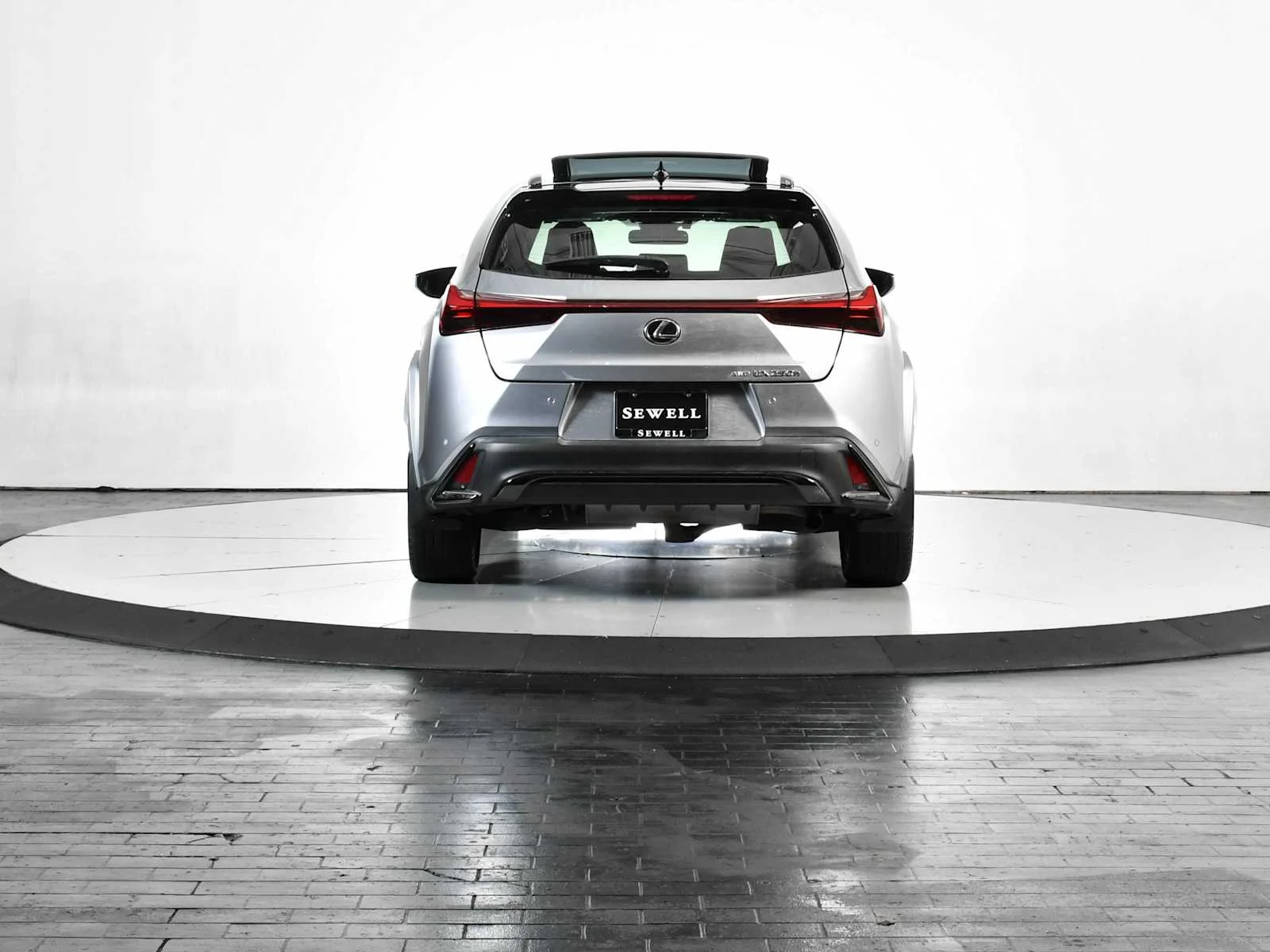 Certified Used 2023 Iridium with Obsidian Roof Lexus F SPORT Design image 4