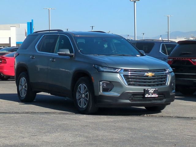Used 2023 Silver Sage Metallic Chevrolet LT Cloth image 2
