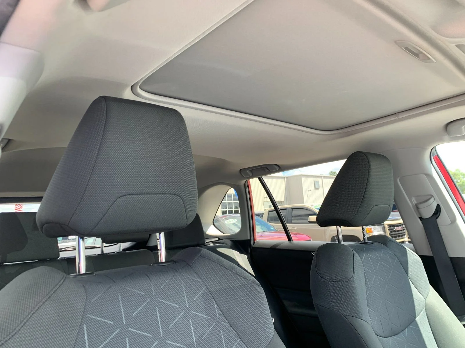 Used 2022 Red Toyota XLE image 18