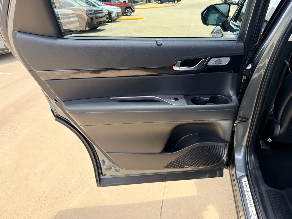 Used 2022 Steel Graphite Hyundai Limited image 16