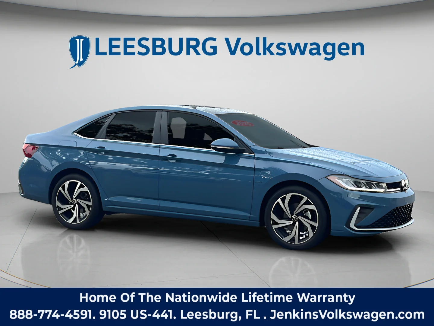 Used 2025 Monterey Blue Volkswagen SEL image 1