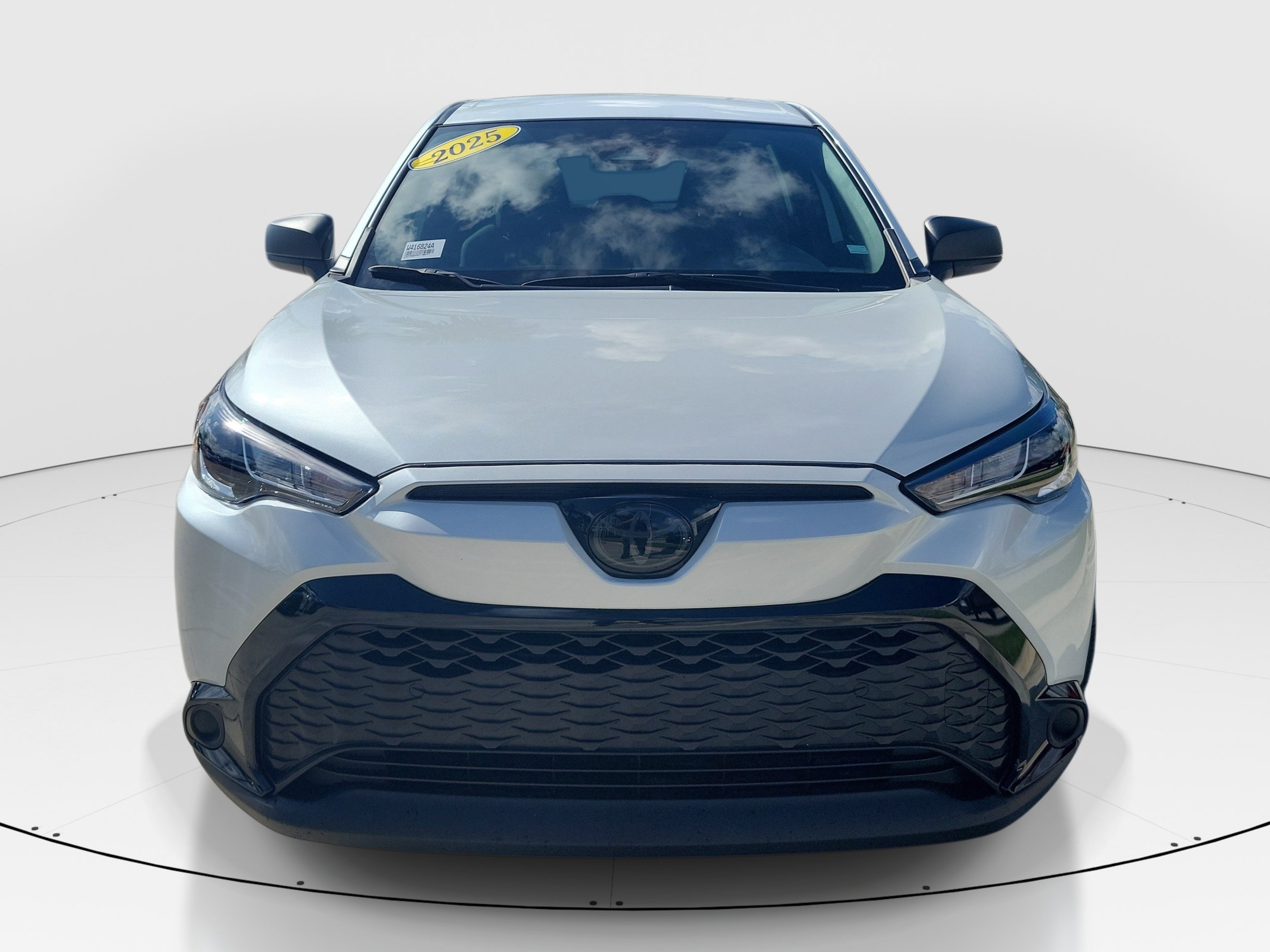 Certified Used 2025 Pearl Toyota Hybrid S image 2