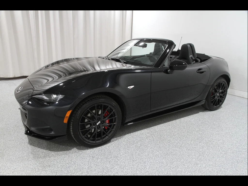 Certified Used 2024 Jet Black Mica Mazda Club image 4