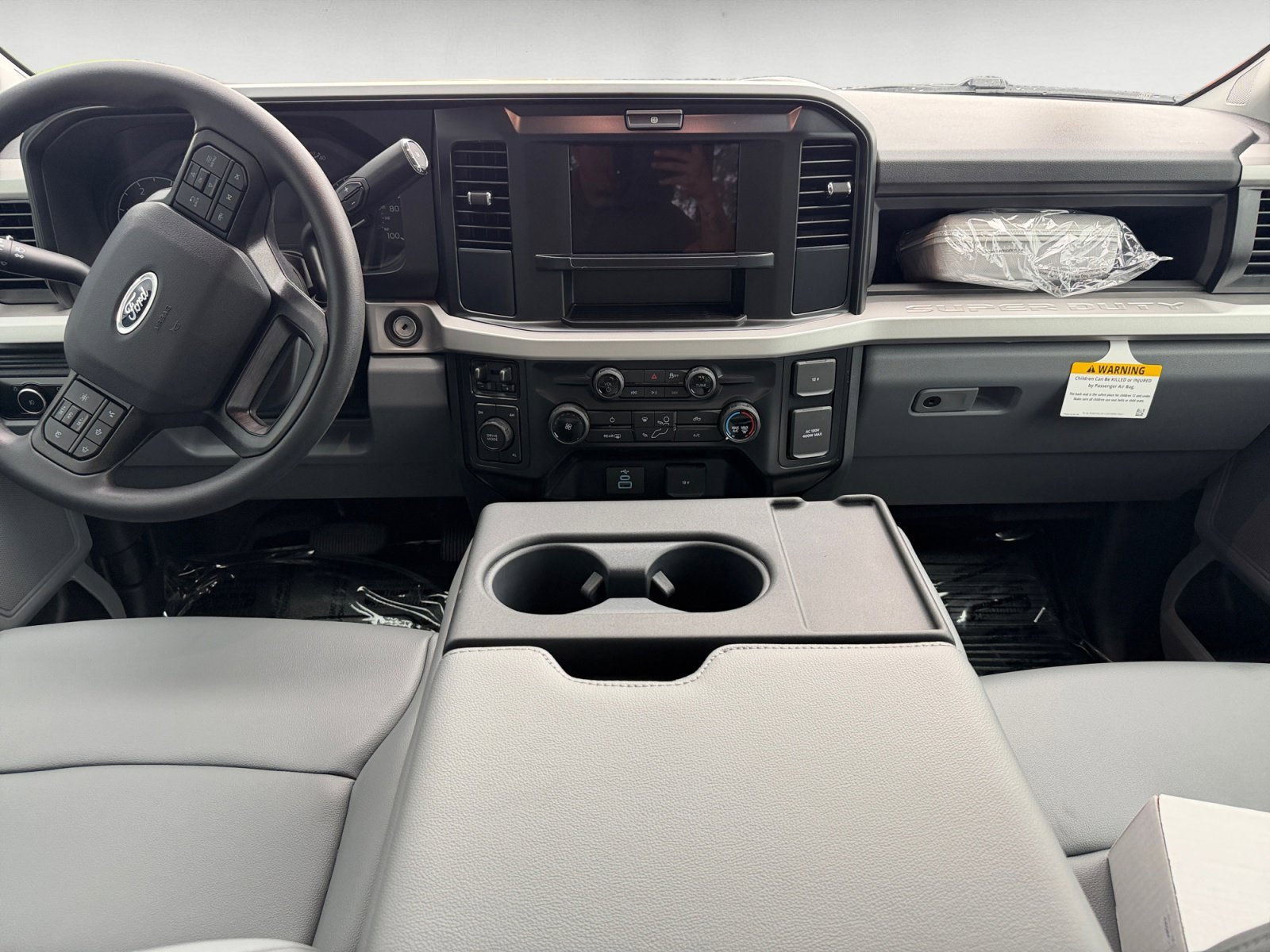 New 2026 Oxford White Ford XL image 14
