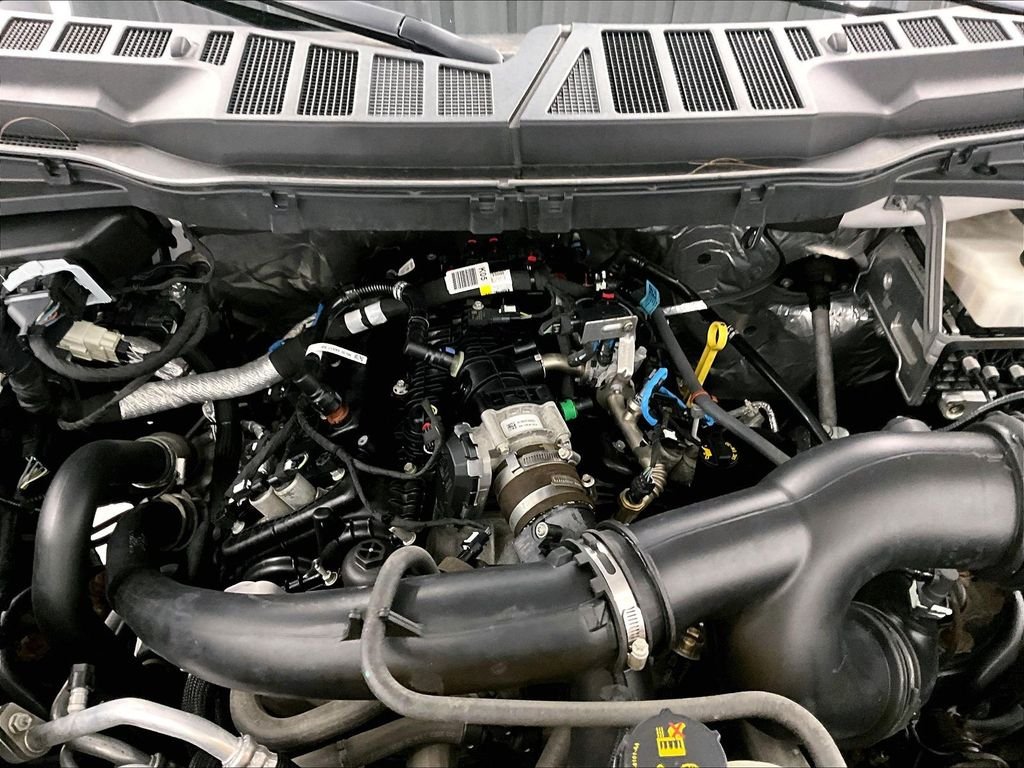 Used 2023 Oxford White Ford XL image 34