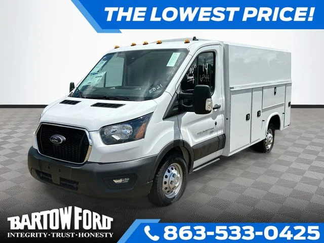 New 2025 Oxford White Ford Base image 1