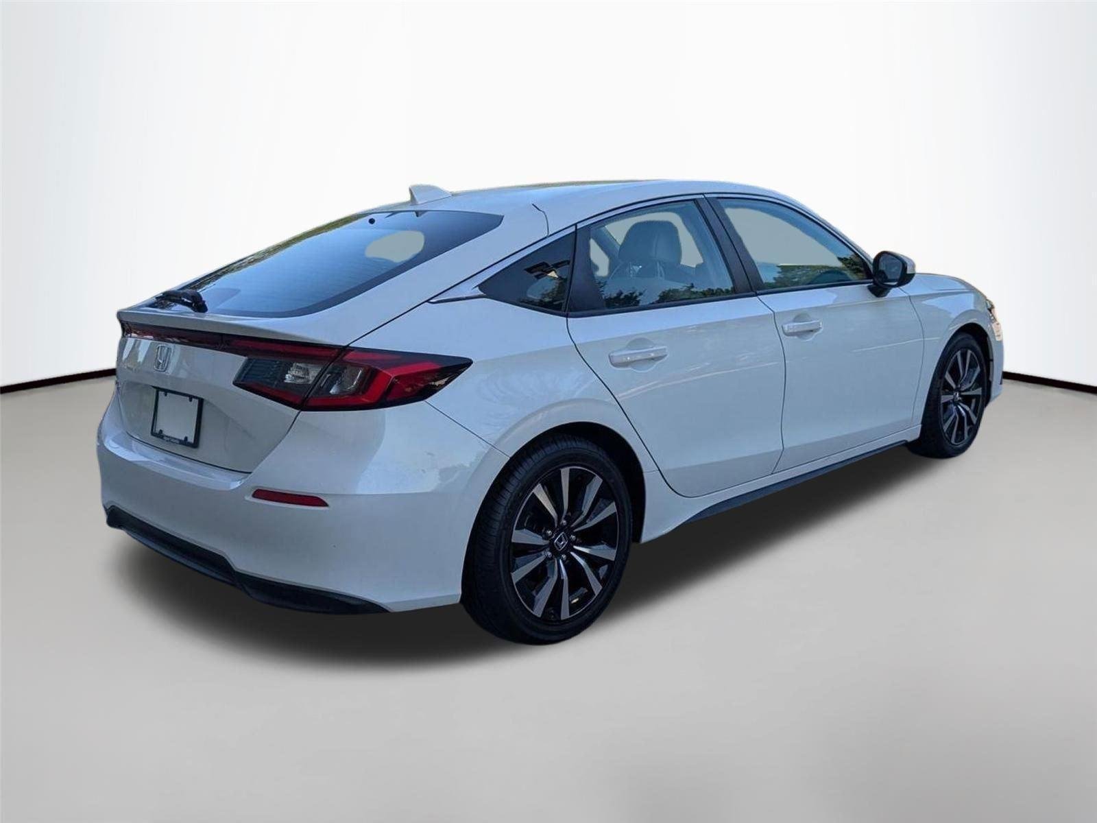 Used 2024 Platinum White Pearl Honda EX-L image 6