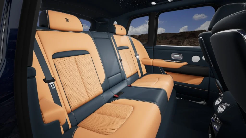 New 2027 Blue Rolls-Royce  image 8