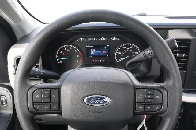 New 2026 Oxford White Ford F-250® XL image 40