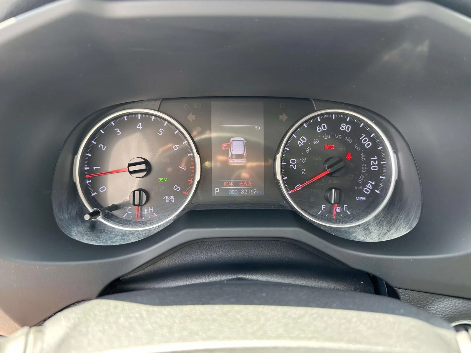Used 2019 White Toyota XLE image 19