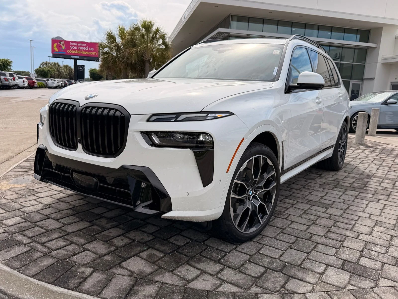 2026 BMW X7 xDrive40i's photo