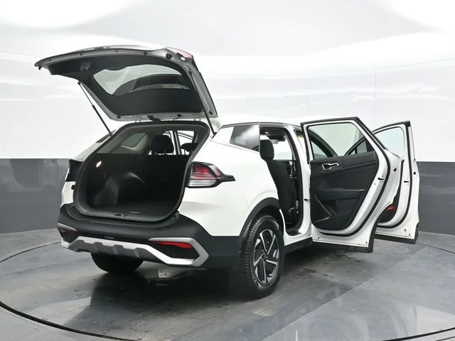 Used 2023 White Kia LX image 29