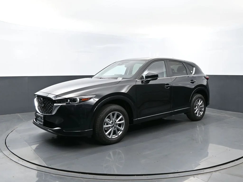2024 Mazda CX-5 S Preferred package Auto AWD's photo