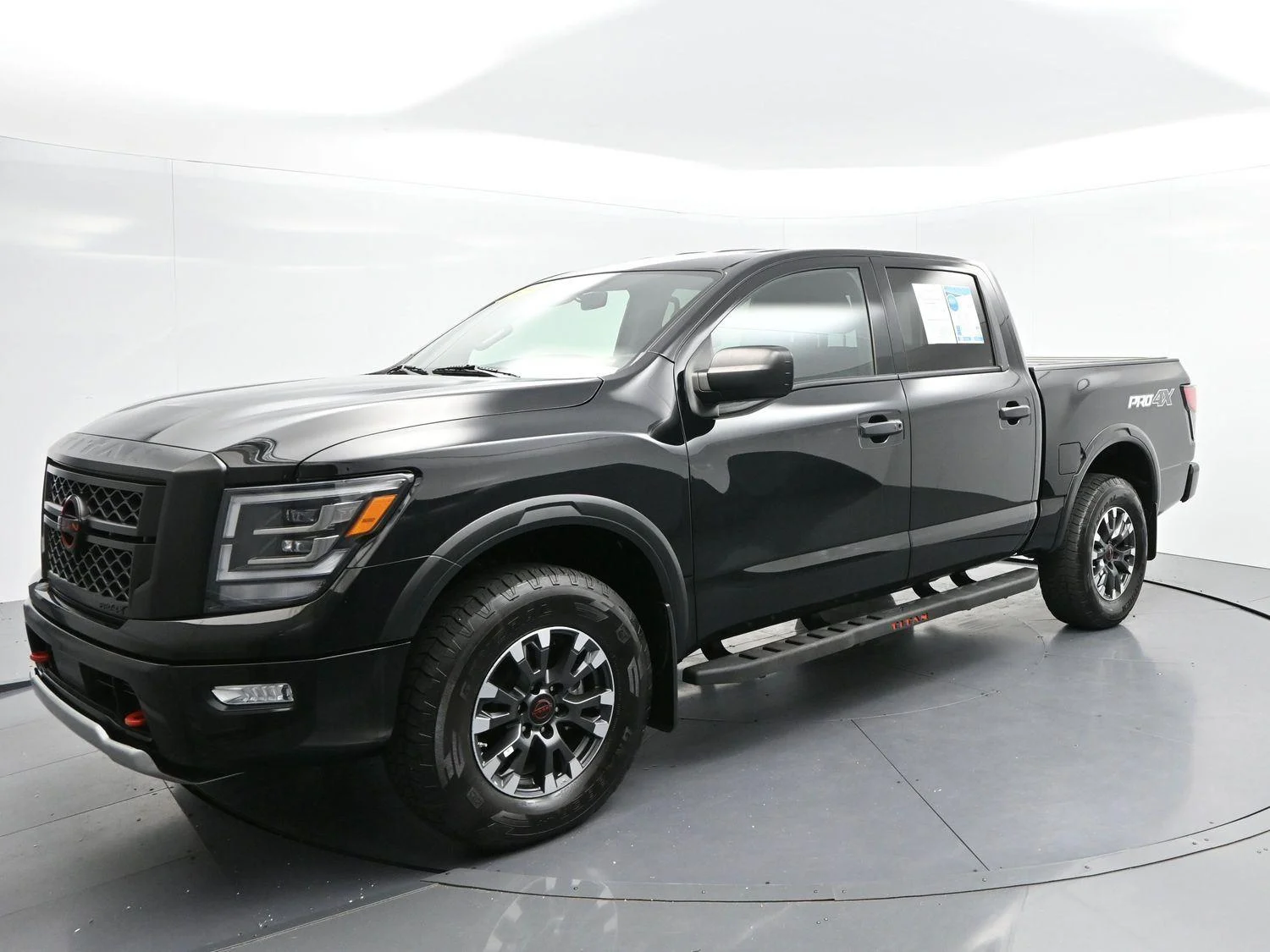 Used 2024 Super Black Nissan PRO-4X image 3