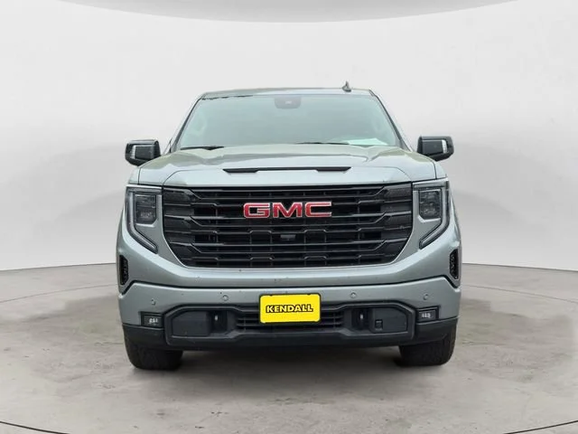 Used 2025 Sterling Metallic GMC Elevation image 8