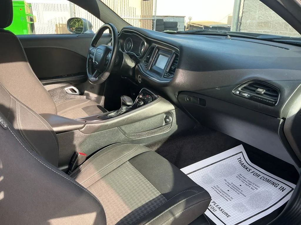 Used 2016 Silver Dodge SXT image 24