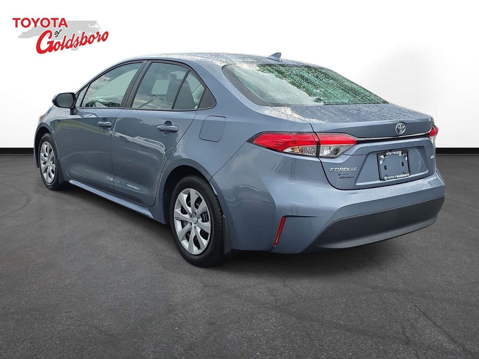 Used 2026  Toyota LE image 7