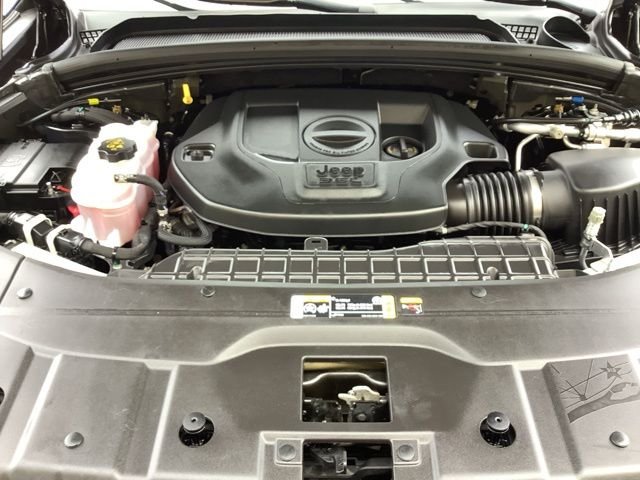 Used 2023 Diamond Black Jeep Overland image 22