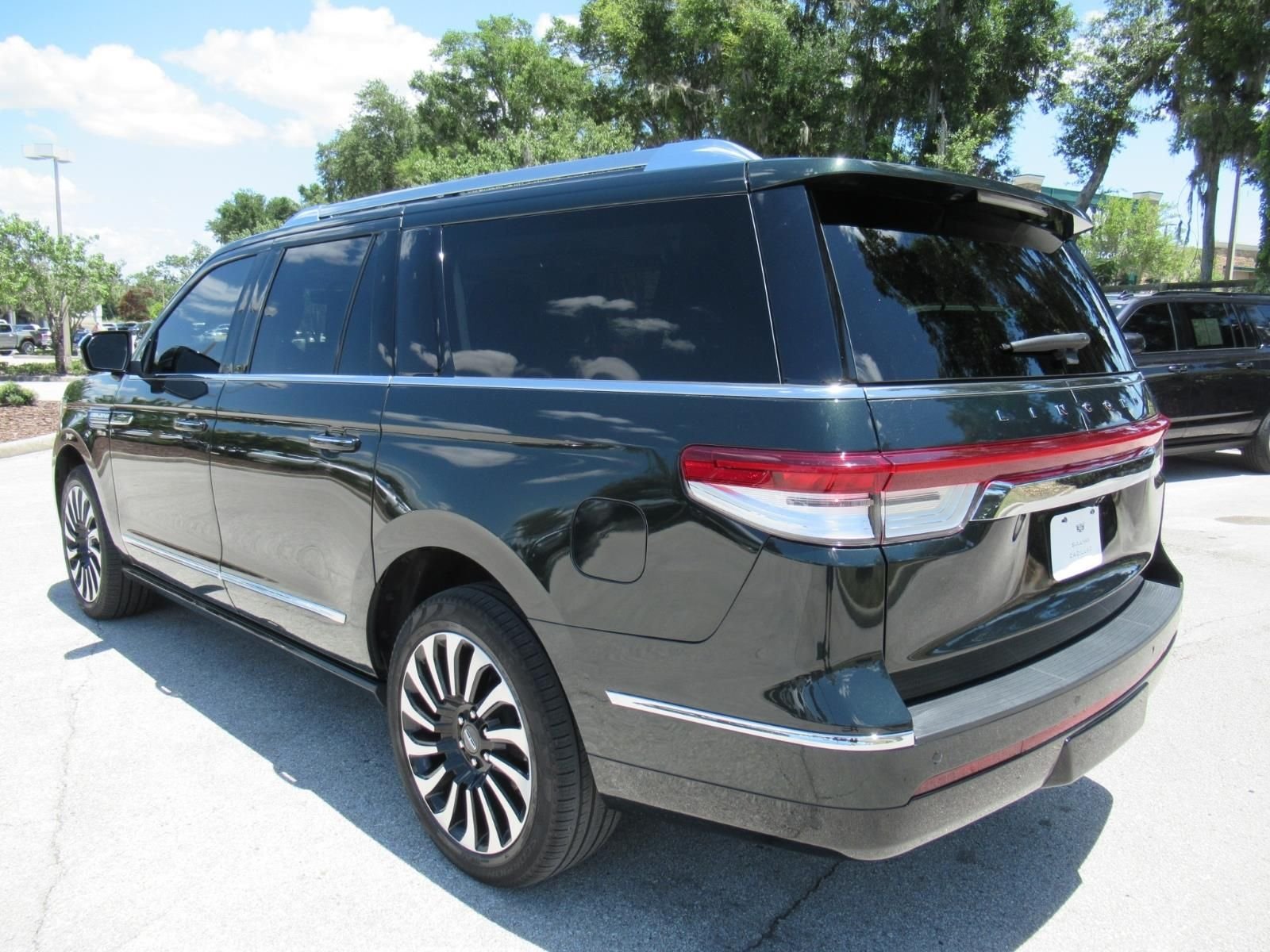 Used 2023 Green Lincoln Black Label image 6