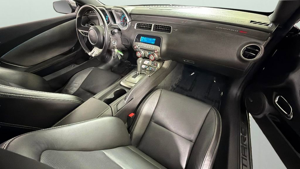Used 2010 Black Chevrolet 2SS image 29